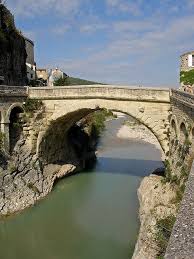 Le Pont Romain Vaison La Romaine Places In Europe Vaison La Romaine Greek Culture