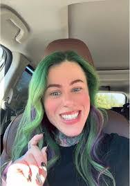 Krystle Hebert's Instagram, Twitter & Facebook