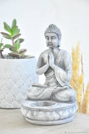 Explore a wide variety of signature styles perfect for your home from michaels. Figurine Buddha Candle Holder Made Of Concrete Bronze Silver Stone Kupit Na Yarmarke Masterov 7ytsqcom Figurines Azov