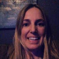 Kelly Beesley's Instagram, Twitter & Facebook