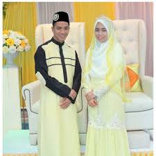 You cant cut someone's throat and ask they are ok or not. Sudah2 Lah Menipu Ustazah Fatin Hati Rasa Bahagia Da I Farhan Lega Bercerai