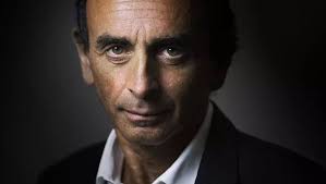 Éric zemmour est devenu tellement célèbre pour ses joutes télévisuelles et son talent de polémiste qu'on a tendance à l'oublier : Migrants Violeurs Et Voleurs Enquete Ouverte Apres Les Propos Polemiques D Eric Zemmour Sur Cnews Ladepeche Fr