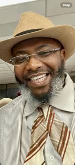 Dwight Singleton's Instagram, Twitter & Facebook