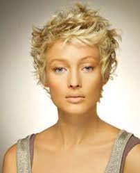 Coiffure definition of coiffure by merriamwebster. Cheveux Boucles Coupe Courte Sararachelbesy Site