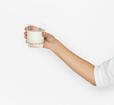 Susu rosak boleh diperiksa dengan 2 tanda mudah seperti di bawah: Kenali 6 Ciri Susu Yang Sudah Rusak Dan Gak Layak Dikonsumsi