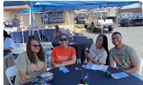 Image result for tbn:89j_M0kB5dmhMM::www.portaldafamilia.org/images/familia1a.jpg