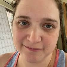 Ashley Gainer's Instagram, Twitter & Facebook