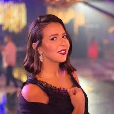 وصلت منذ قليل إيمي سمير غانم إلى مقبرة والدها الفنان الراحل سمير غانم بمدافن الوفاء والأمل بمنطقة مدينة نصر، لزيارته في الجمعة الرابعة من أما آخر ظهور له على الشاشة فكان مشاركته في إعلان إحدى شركات الاتصالات في رمضان 2021. Ù…Ø§ Ø­Ù‚ÙŠÙ‚Ø© Ø§Ø±ØªØ¯Ø§Ø¡ Ø¥ÙŠÙ…ÙŠ Ø³Ù…ÙŠØ± ØºØ§Ù†Ù… Ø§Ù„Ø­Ø¬Ø§Ø¨ Ø¬Ø±ÙŠØ¯Ø© Ù†ÙˆØ±Øª