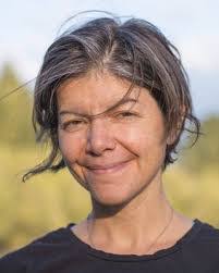 Pamela Theriault's Instagram, Twitter & Facebook