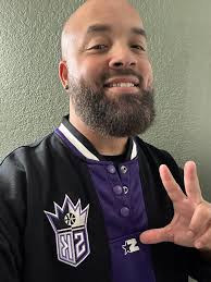 The time has come. Our last hoorah. The Royals play today at 11:00 am at  long lake in Arvada. Game will be streamed. Go Royals!