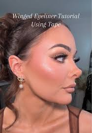 Wing so sharp 🔪 #makeup #muatiktok #bridalmua #makeupartist #makeupartists  #wingedeyeliner #wingedeyelinertutorial #wingedeyelinerhack #makeuphack  #makeuphacks #makeuptutorial #makeuptutorials ...