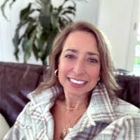 Cynthia Tillery's Instagram, Twitter & Facebook