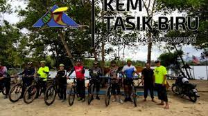 Malahan besan kami ke sini semasa winter tahun lepas, juga bermalam di sini. Kem Tasik Biru Home Facebook