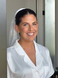 2025, you filled my heart 💛 and stretched me in every direction! This was  the year I had dreamed of and manifested for so long… Filled with career  firsts, major highlights, and