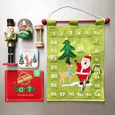 Bulan desember 2019 bertepatan dengan bulan akhir dalam kalender masehi. Lembar Kegiatan Dan Permainan Tema Liburan Natal Imcprintable Indonesiamontessori Com Global Education For Indonesian Parents And Children