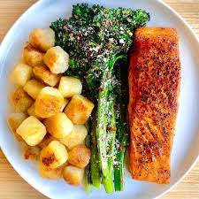 Crispy Honey Garlic Chipotle Salmon Save This Recipe For Later To Make Tag My Dukan Diary