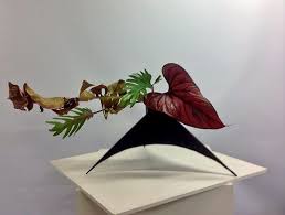 We have each negotiated hundreds of real estate transactions. Pats Ikebana Leaves Only In Horizontal Arrangement 2015 Ikebana Ikebana Flower Arrangement Ikebana Arrangements