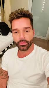 @ricky_martin's video Tweet