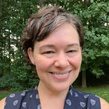 Heidi Knoll's Instagram, Twitter & Facebook