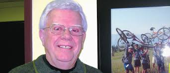 MS Annual FR6:Layout 1