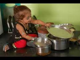 Jyoti In Song 1 From Film Pan Supari Youtube Songs Film Guinness Record