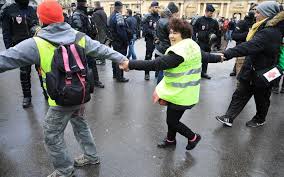 Acte 65 Les Gilets Jaunes Visent L Elysee Ce Samedi Et Defient La Prefecture Le Parisien