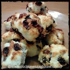 Solo alcune, però, riescono a spingersi oltre: Biscotti Al Cocco Senza Zucchero Cucina Senza Glutine