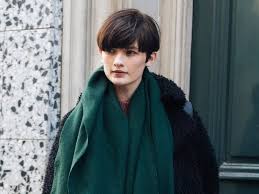 Viele frauen mit feinem haar wünschen sich dringend eine voluminösere mähne, doch das liegt ganz sicher nur daran, dass sie noch nicht den richtigen haarschnitt für ihre haarstruktur gefunden haben! Dunnes Haar Frisuren Fur Feines Haar