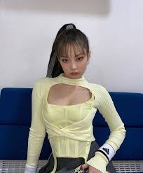 Jennie studied abroad in new zealand. Jennie From Blackpink Is The Ultimate It Girl Allkpop