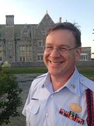 At the end of this week, Chief Musician Robert McEwan will retire from the  Coast Guard after 20 years of service. Through all the organization's  changes since 2001, he has lent a