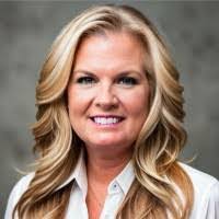 Lorie Hickey's Instagram, Twitter & Facebook