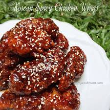 Tak heran jika saat ini banyak tempat makan yang menawarkan olahan sajian daging ayam. Resep Ayam Ala Korea Masakan Mama Mudah