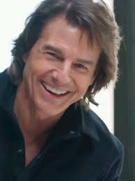 Tom Cruise Besucht Oasis Konzert