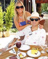 Şükriye hanım ve şahap sicimoğlu çiftinin evladı olarak. Perkusyon Marifetlerinden Yalnizca Biri Sarmasik Haberleri