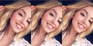 Who Is Sydney Sweeney New Details About The 21 Year Old Brad Pitt Was Seen Flirting With Australia Brad Pitt Australia Tourism