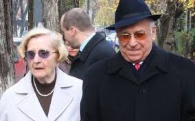 Liliana mocanu dettagli biografia, filmografia, premi, news e rassegna stampa. Cui Ii Va LÄƒsa Ion Iliescu ToatÄƒ Averea Fostul PreÈ™edinte Al Romaniei È™i SoÈ›ia Lui Nu Au Copii Tacataca Ro