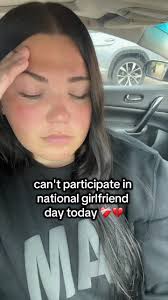 a chance to show my ring off, duh i'll take it!! 💍#marriedlifehumor #...