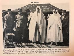 22 فبراير 1957 الملك إدريس السنوسي ملك ليبيا يستقبل في العزيزية طرابلس الملك سعود آل سعود ملك السعودية february 2 history pictures king saudi arabia libya