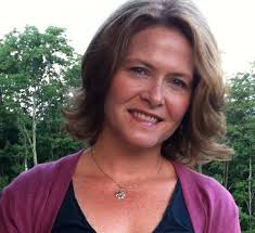 Heidi Spear's Instagram, Twitter & Facebook