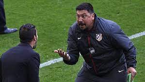 De cara al futuro, mono burgos se acuerda especialmente de sus profesores al afirmar que tendré toque de. The True Reason For Atletico Madrid S Miracle Success Mono Burgos