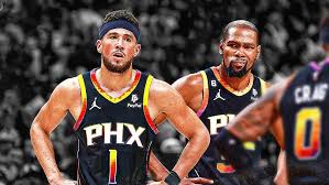 Kevin Durant punches Pelicans rookie Karlo Matković for setting a screen -  YouTube