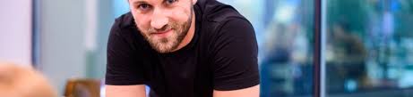 Eu sunt cosmin si impreuna ducem antrenamentele la un alt nivel! Cosmin Stanciu Este Favoritul Valcenilor La Survivor 2021 Eveniment Valcean