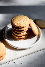 Crisp Coconut Cookies Bibbyskitchen Recipes Baking Recipe In 2020 Baking Recipes Favorite Cookie Recipe Coconut Cookies