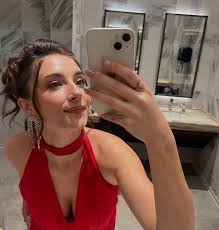 tess amelia dinerstein (@tess.din) • Instagram photos and videos