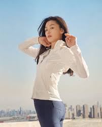 Jun Ji Hyun - Free pics, galleries & more at Babepedia