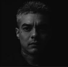 Bruce Highlifestylax