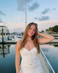 Time for another #MEETEXECMONDAY 🤍🩵🤍 Let's hear from @sydneysmithwick &  @clairexgarrett !! Sydney Smithwick: VP of Primary Recruitment!! Why ADPi:  ADPi has been the best part of my college experience so far!