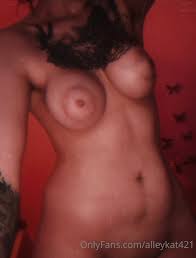 Alley Kat Nude Onlyfans Blowjob Leaked Video - gotanynudes.com
