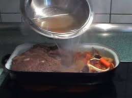 Video Sauerbraten Einlegen Ein Rezept Sauerbraten Rezepte Essen