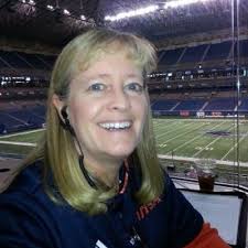 Renee Hopkins (@hopkins_renee)